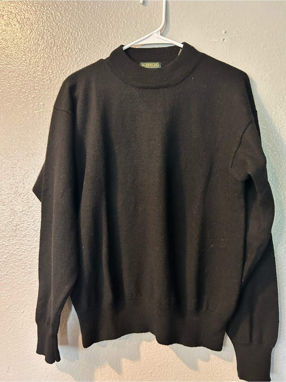 Vintage Robinsons 100% Merino Wool Black Crewneck Sweater Large